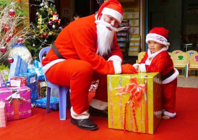 Dịch vụ trao quà tận tay