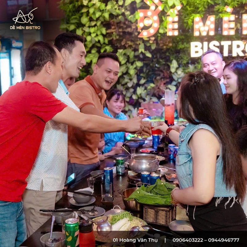 Dế Mèn Bistro