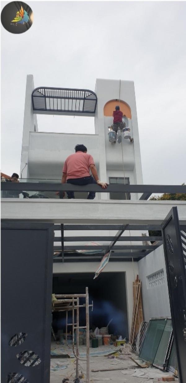 Dịch vụ sơn chống thấm Hoàng Phúc