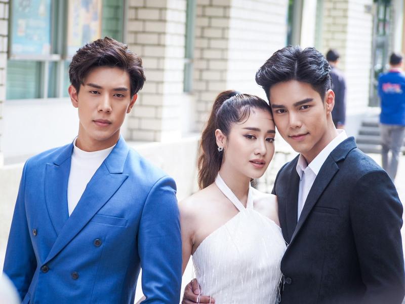 Định mệnh trái ngang