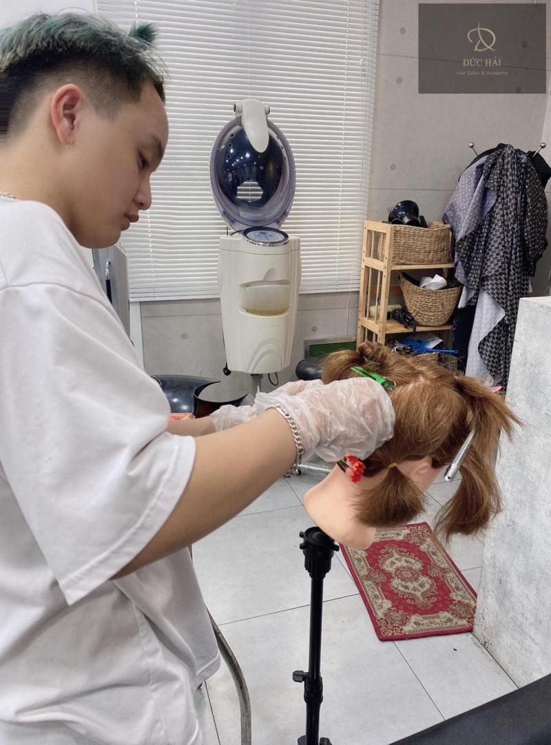 Đức Hải Hair Salon & Academy