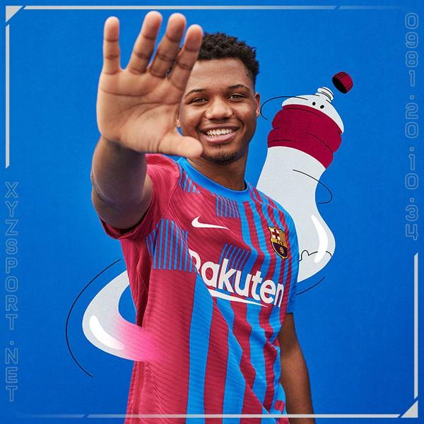 Áo thi đấu sân nhà của Barca