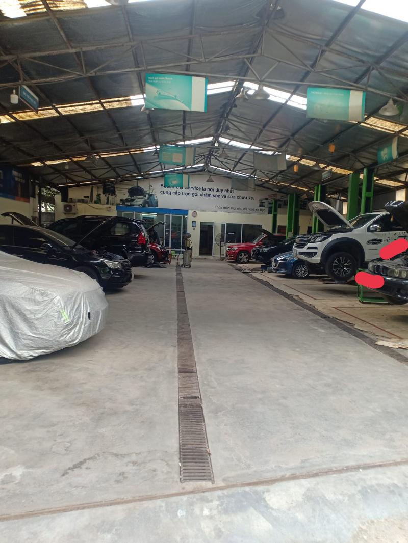 Gara ô tô Hoàng Quốc Bosch