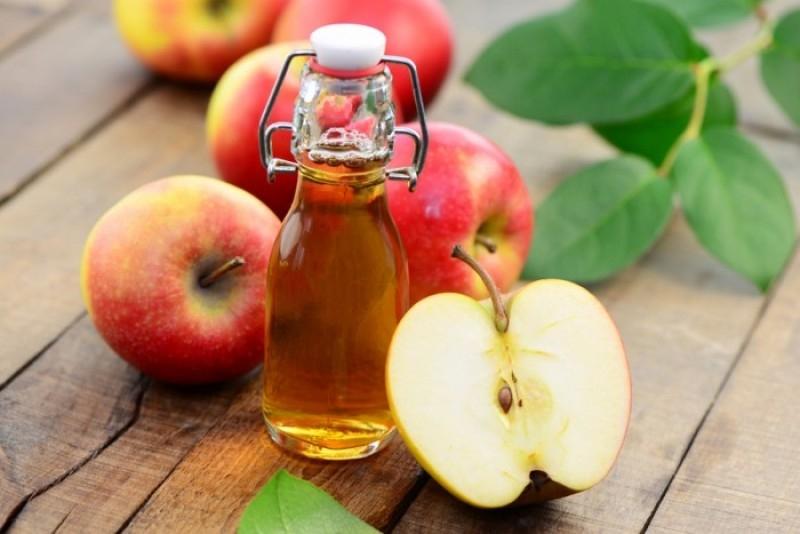 Giấm táo chống rụng tóc