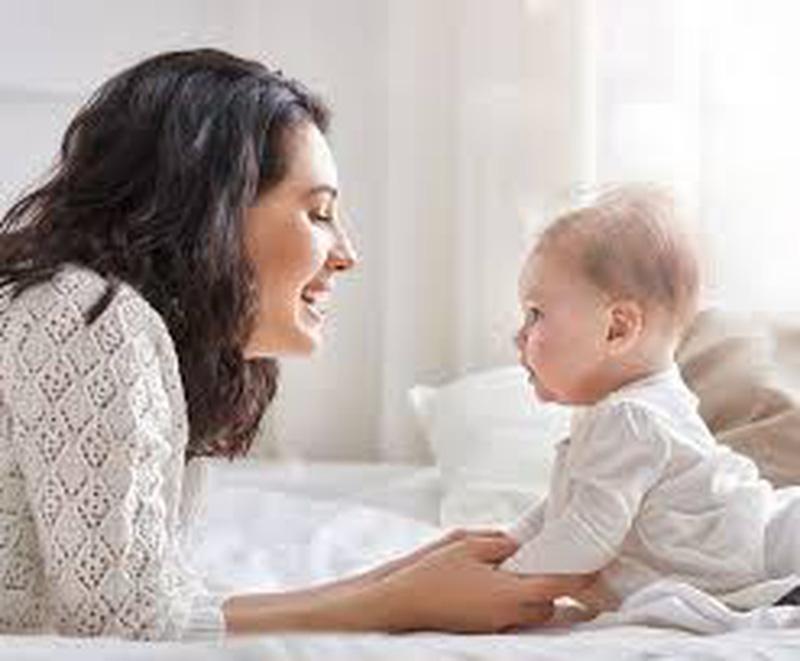 Trò chuyện với trẻ