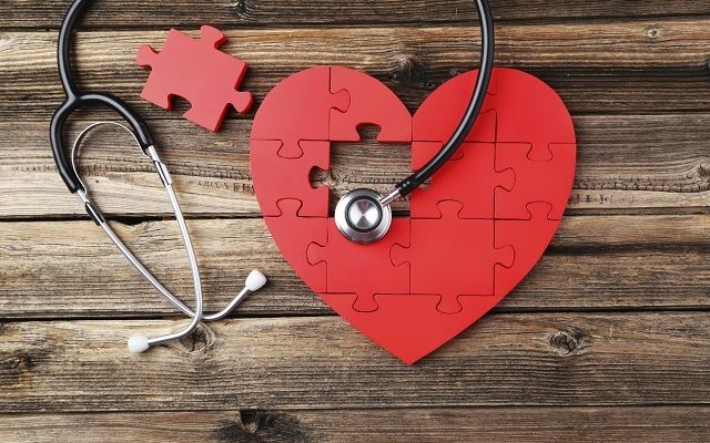 Ăn lựu để giảm nguy cơ mắc bệnh tim mạch