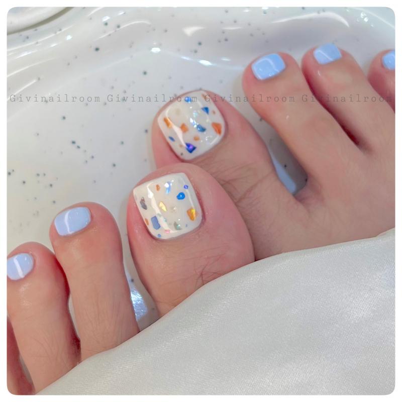 Givi Nail Room