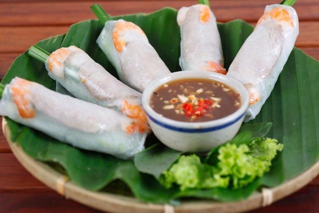 Gỏi cuốn tôm