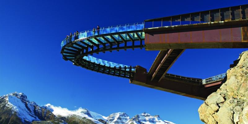 Grand Canyon Skywalk được xây ở độ cao từ 150m đến 240m