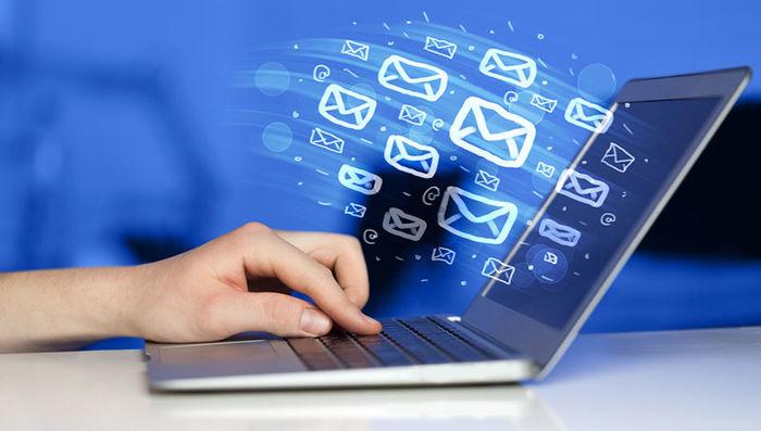 Gửi email đòi nợ