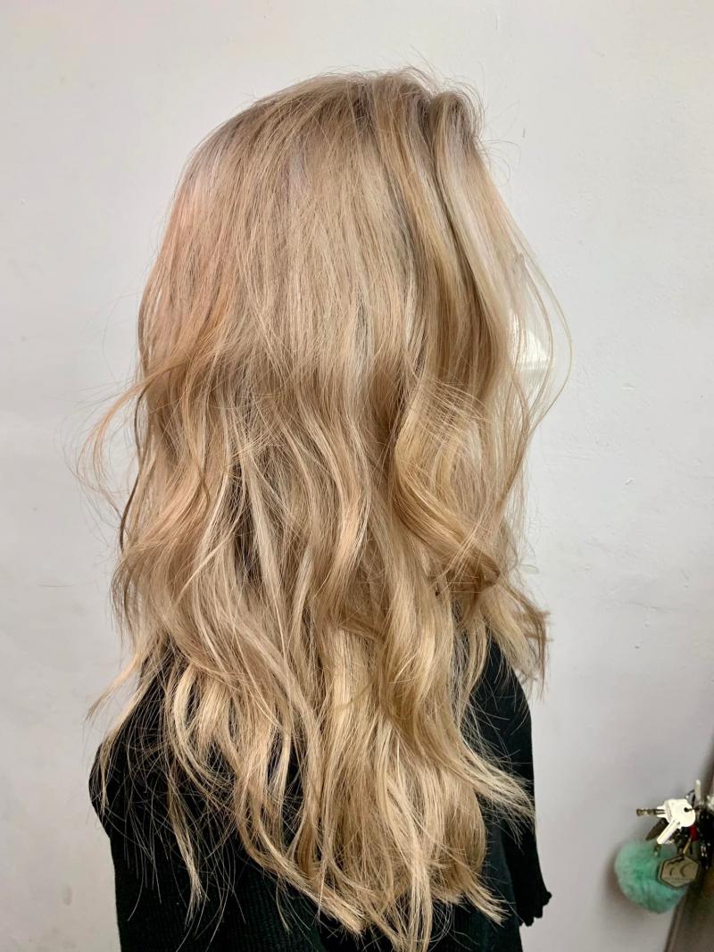 Hair Salon Nhật Lợi