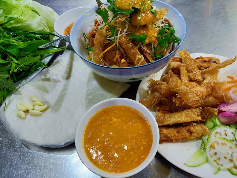 Bún Thịt Nướng Đông Xuân