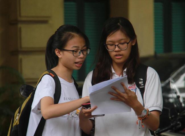 Học sinh cần nắm vững kiến thức cơ bản nhằm giải quyết tốt những yêu cầu của đề