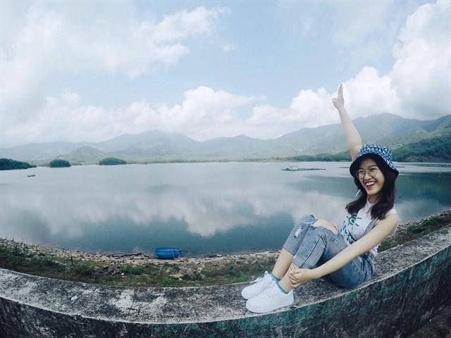 Hồ Hòa Trung, nơi chụp ảnh đẹp của Đà Nẵng