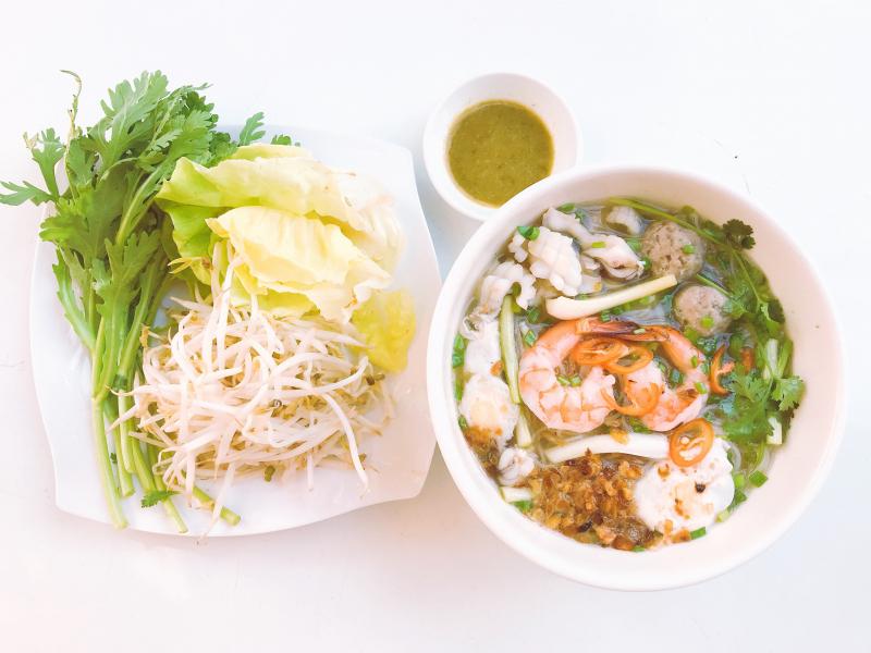 Hủ Tiếu Mực Anh Ba