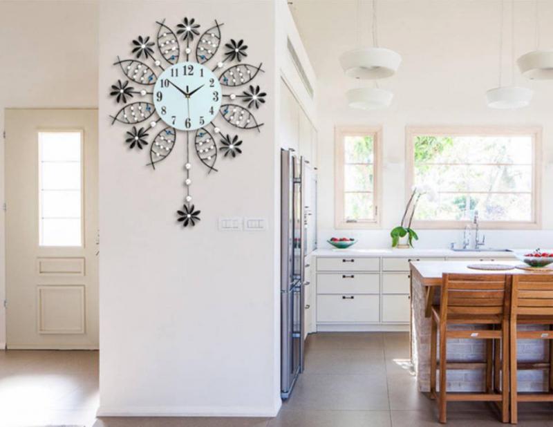 Đồng hồ trang trí tại Ironstyle