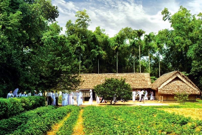 Khu di tích lịch sử Kim Liên