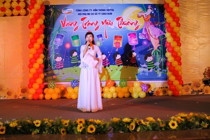 Lời dẫn chú Cuội - chị Hằng đêm văn nghệ Trung thu trường mầm non
