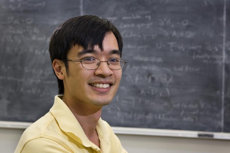 Kim Ung-Yong