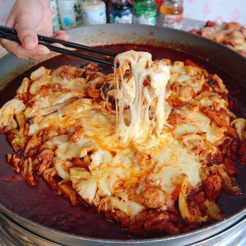 King Dakgalbi - Gà xào Phomai