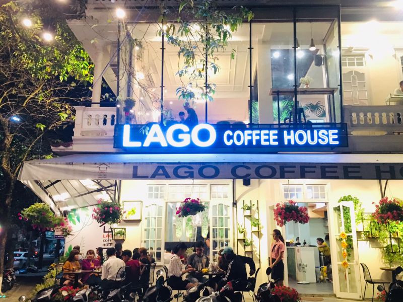 Lago Coffee House