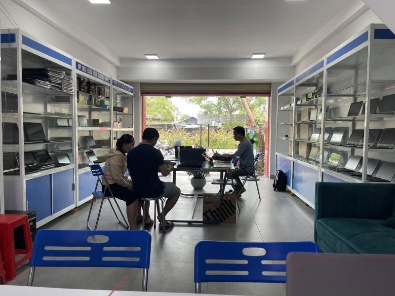 Laptop Việt Khoa