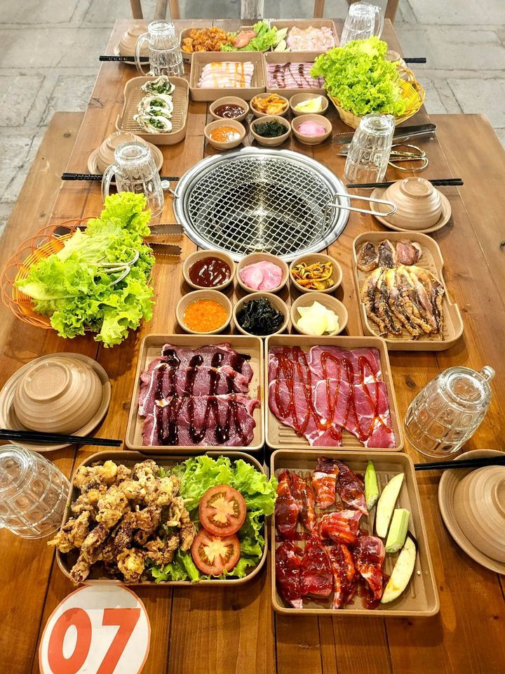 Lẩu búp phê & tiệm nướng Ở Đây
