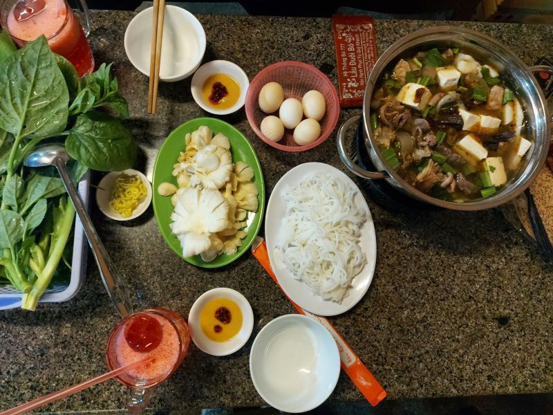 Lẩu đuôi bò 777