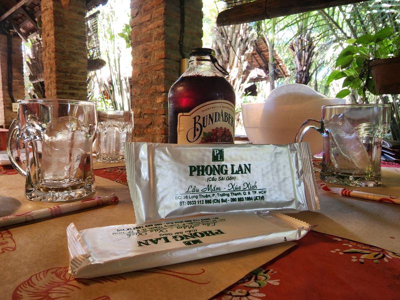 Lẩu mắm Phong Lan