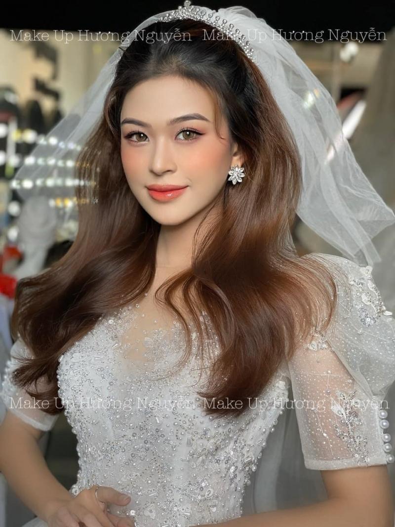 Make up Hương Nguyễn
