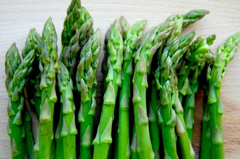 Măng tây rất giàu vitamin D