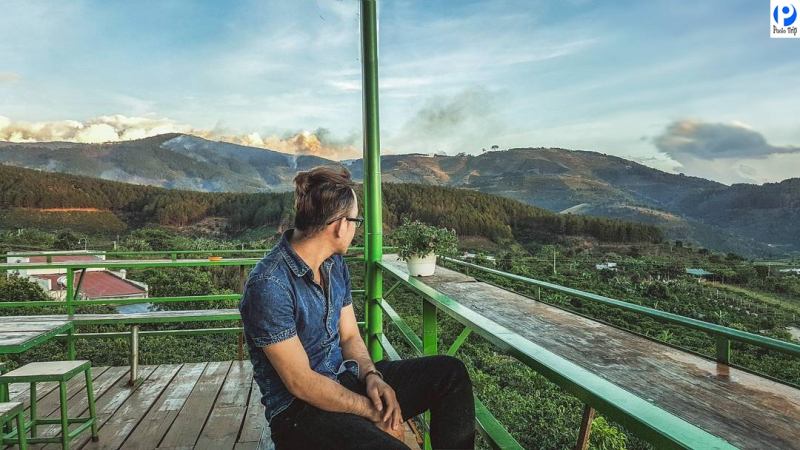 View thông thoáng, nhìn ra núi