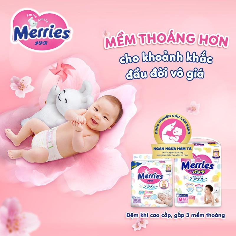 Bỉm Merries thấm hút cực tốt, mềm mại và chống tràn hoàn hảo.
