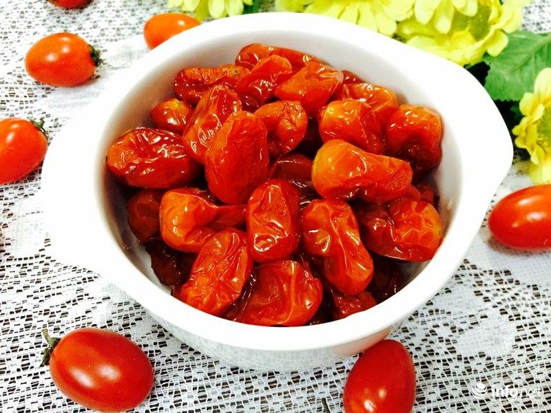 Mứt cà chua bi ngon mắt cho ngày Tết