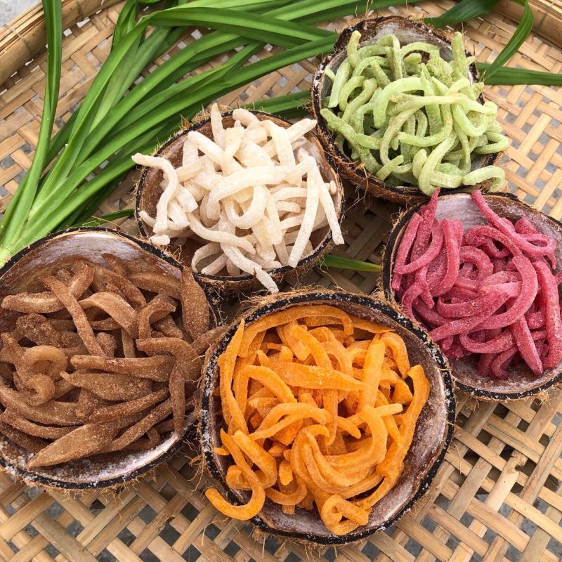 Mứt dừa ngũ sắc ngày Tết