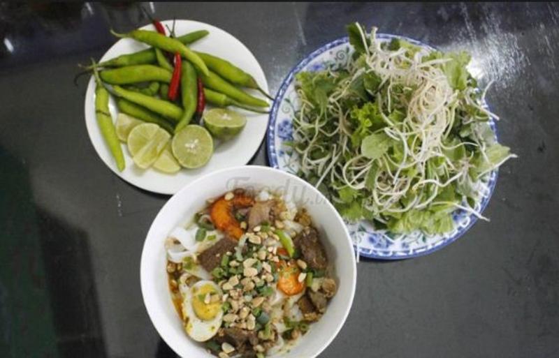 Mỳ Quảng Thi tại Quán mì Bà Vị