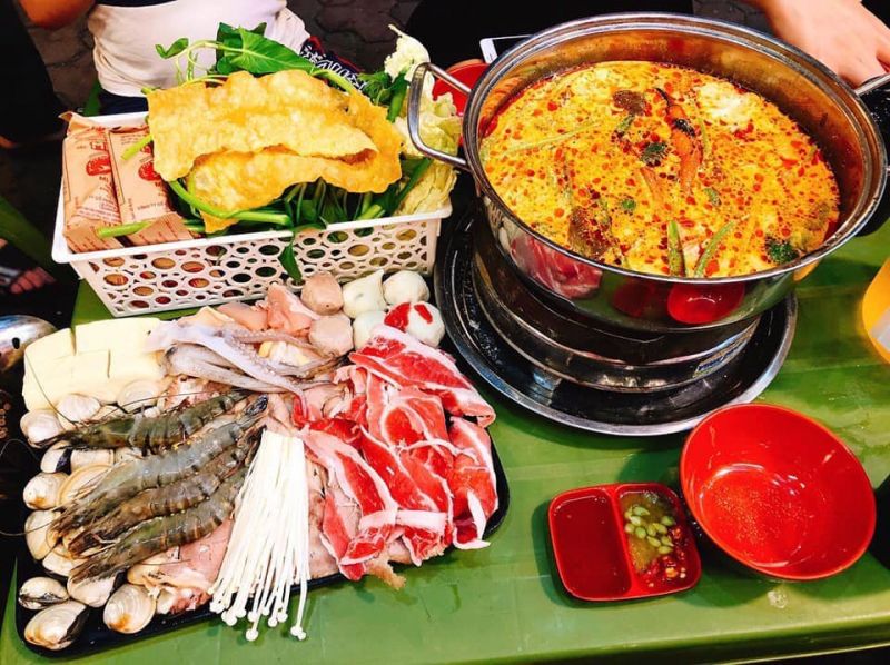 Ngói CTR - Lẩu Thái 38 Trần Phú