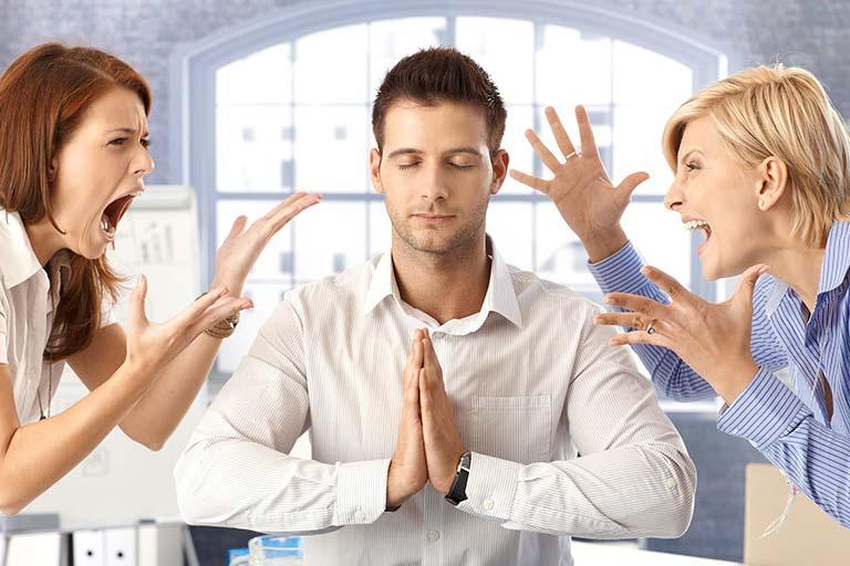 Người đàn ông biết kiềm chế cảm xúc