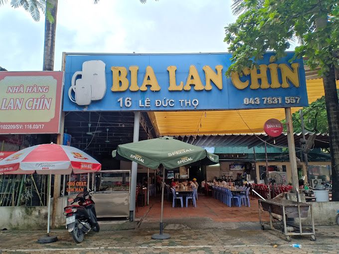 Nhà Hàng Bia Lan Chín