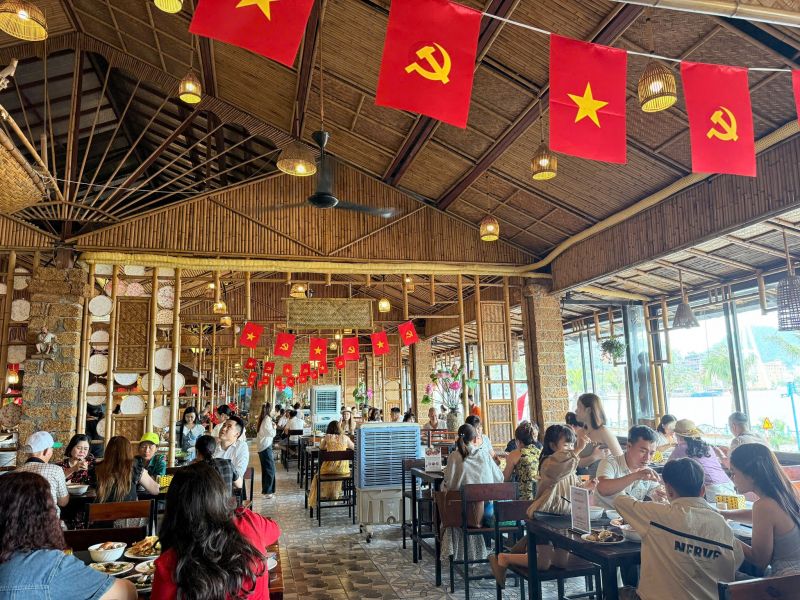 Nhà hàng Buffet Sen Á Đông