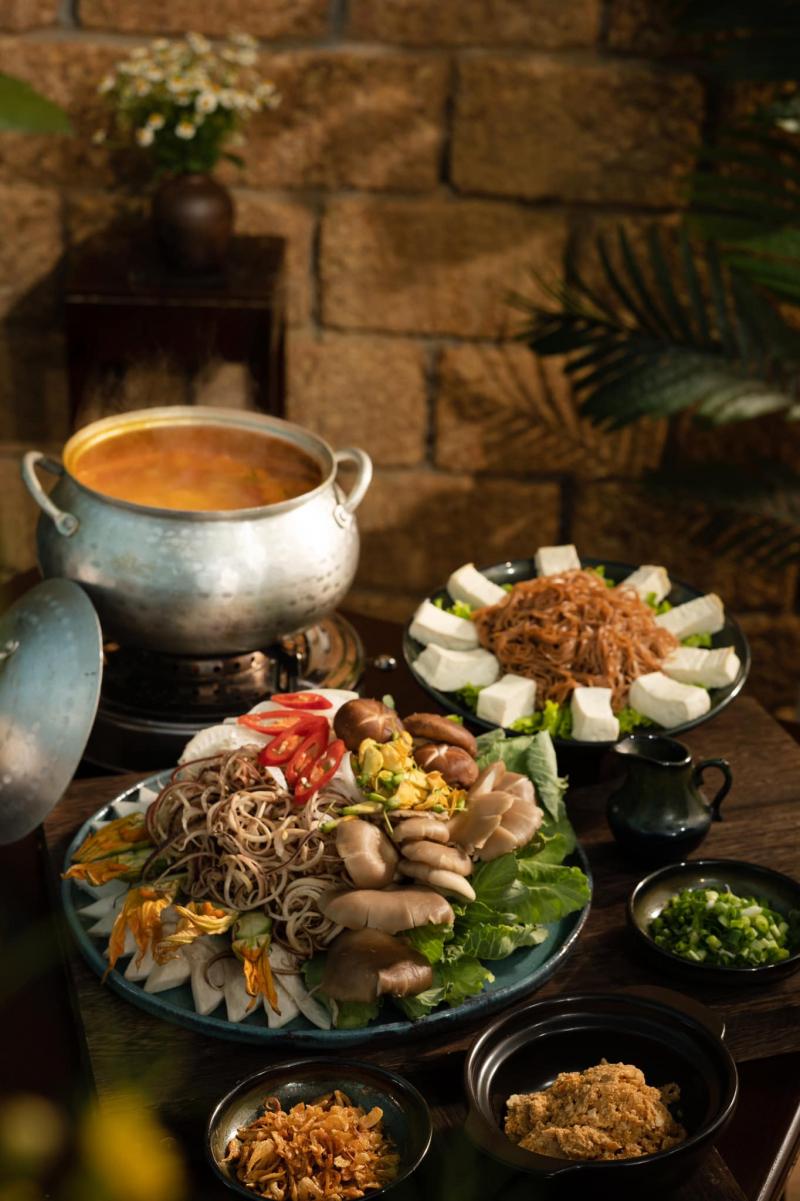 Nhà hàng chay Chạm