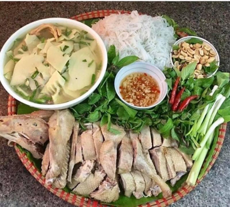 Nhà hàng Oanh Thám - KDL Khoang Xanh
