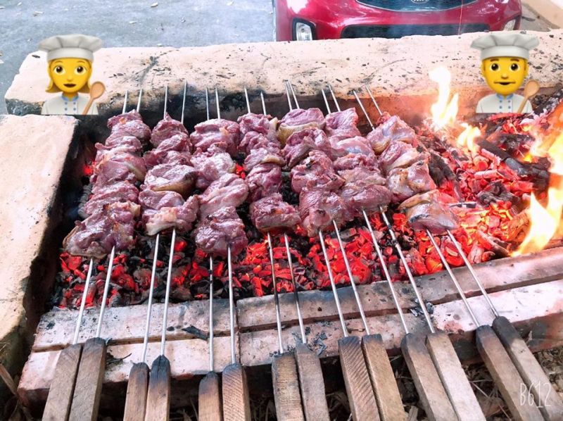 Nhà Hàng Hồng Sự