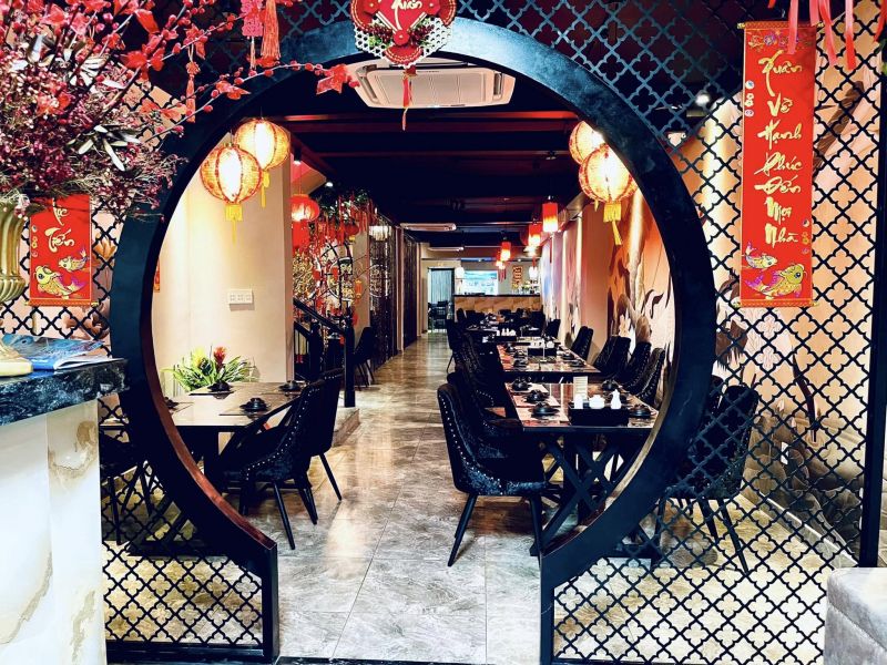 Nhà Hàng Mandarin