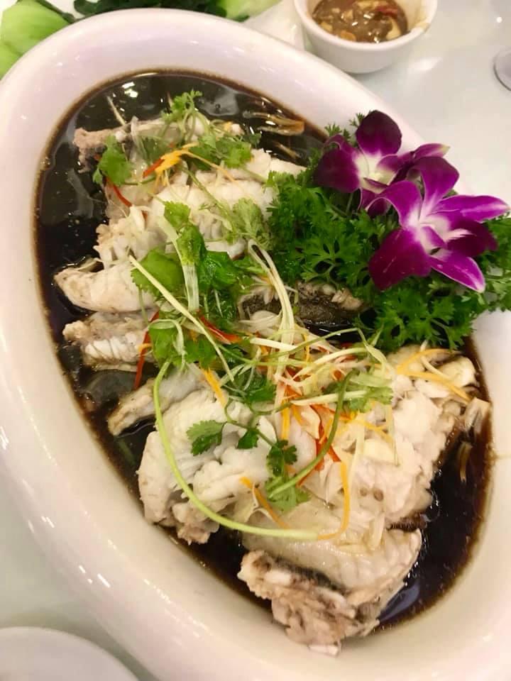 Món ăn tại nhà hàng