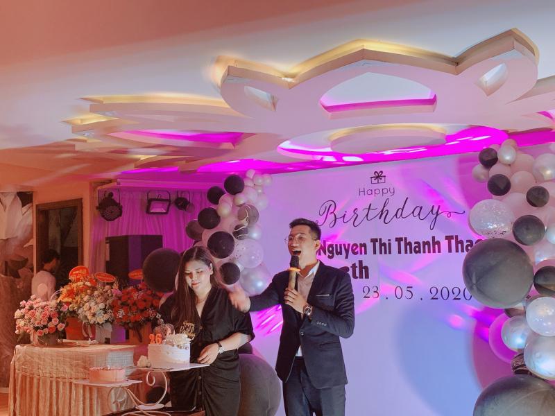 Nhà Hàng Nổi Sông Hương Huế