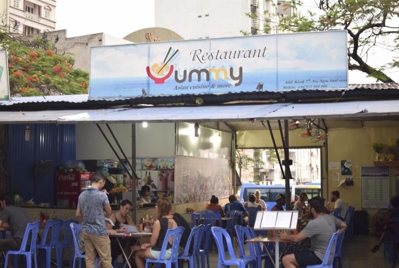 Nhà Hàng Yummy