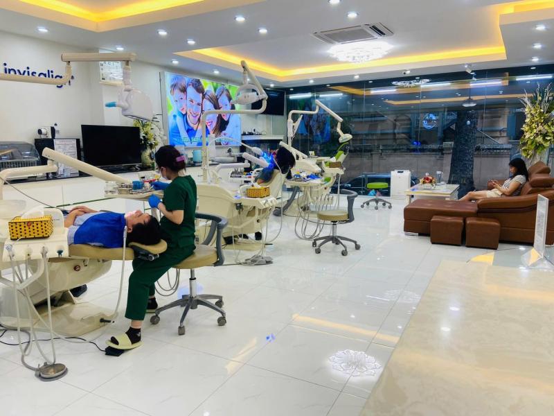 Nha khoa quốc tế Á Châu