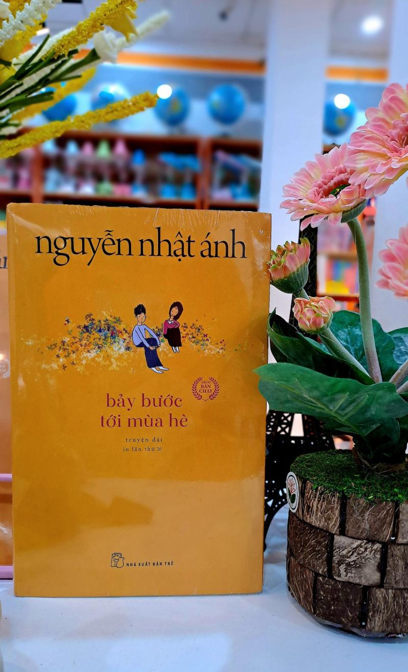 Nhà sách Trí Tuệ
