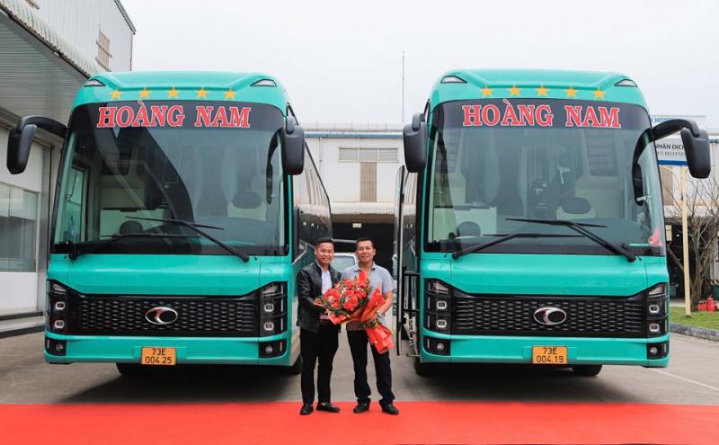 Nhà Xe Hoàng Nam